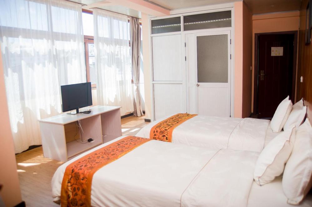 Hotel Cristal Madagascar Antananarivo Exteriör bild