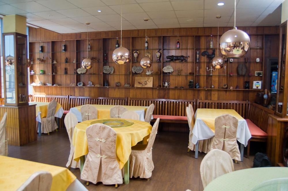 Hotel Cristal Madagascar Antananarivo Exteriör bild